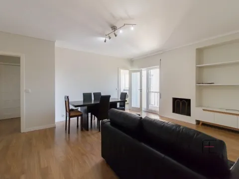 Apartamento T2+2