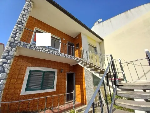 Apartment Floor Dwelling T2