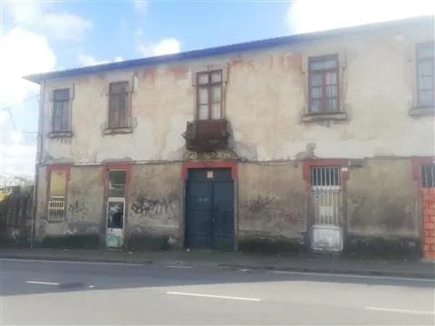 Moradia + Terreno - 6.558 m² | Fânzeres, Gondomar, Porto