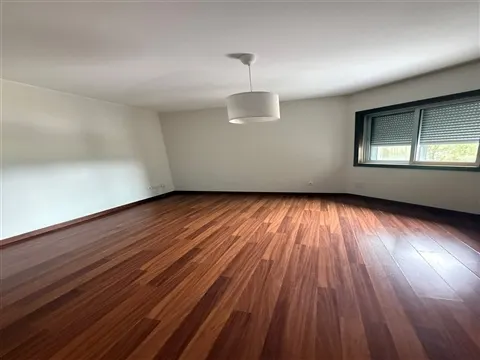 Flat T1