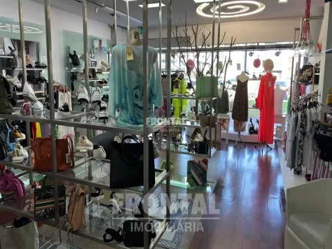 Shop with Showcase and Excellent Location | Maia City, Maia, Porto