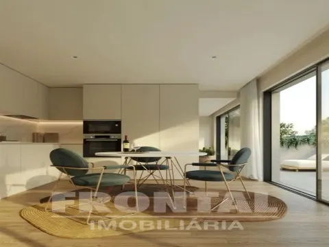 Apartamento T0 com Terraço e Estacionamento | Mafamude e Vilar Do Paraíso, Vila Nova de Gaia