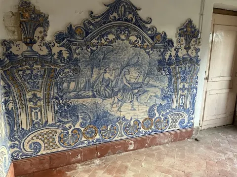 Huis om te verbouwen >=10 kamerwoning