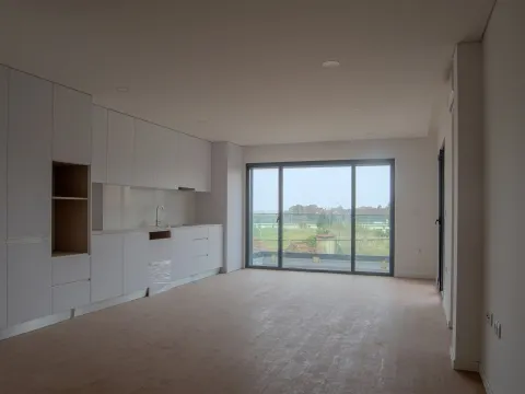 T1 Novo em Esgueira | Áreas Acima da Média + Garagem