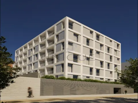 Apartamento T1 junto ao Canal de São Roque - Projeto Foz de Prata