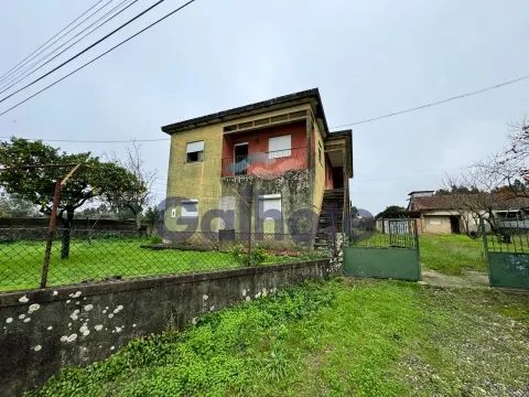 Moradia para Restaurar T5