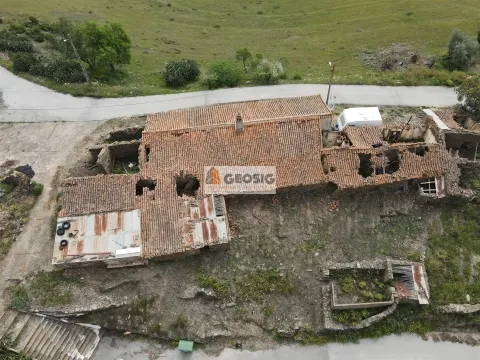 Maison à Restaurer 2 Chambre(s)