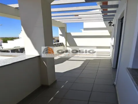 Maison jumelée 4 Chambre(s)