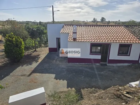Moradia Geminada T2