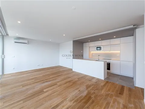 T3 Novo pronto a Habitar em Matosinhos Sul | Golden Hour Real Estate