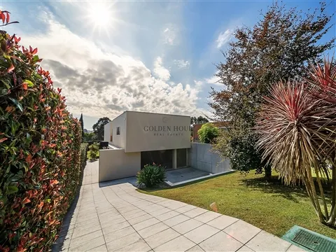 Luxury 6-Bedroom House in Afurada, Gaia | Exclusive to Golden Hour Real Estate