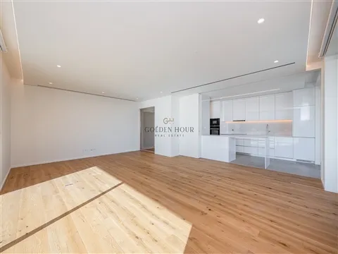 Apartamento T4 de Luxo em Canidelo  no emprrendimento  no Scala-Mare | Golden Hour Real Estate