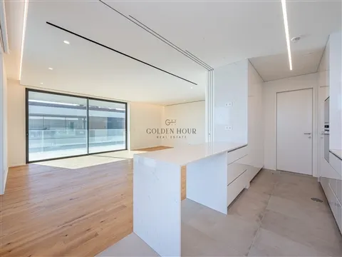 Apartamento T4 de Luxo em Canidelo  no emprrendimento  no Scala-Mare | Golden Hour Real Estate
