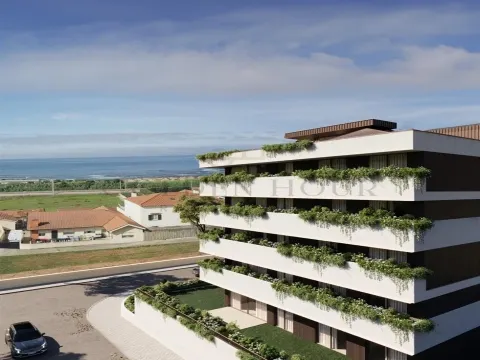 Penthouse T4 Duplex de Luxo em Gaia | Golden Hour Real Estate