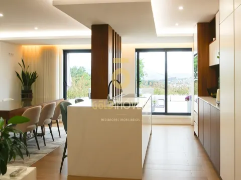 Appartement 2 Chambre(s)+1