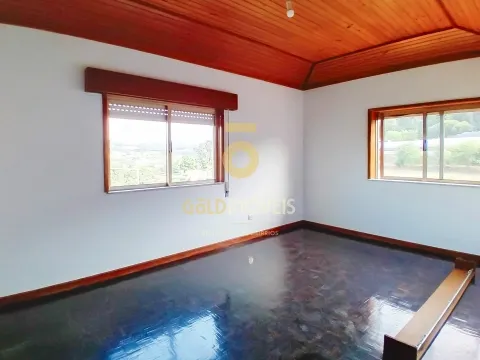 Apartment Floor Dwelling T4