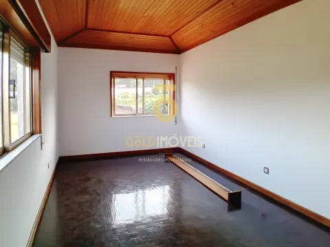 Apartment Floor Dwelling T4