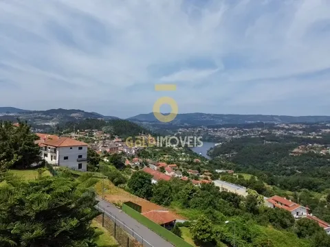 kleiner Landbesitz 6 Schlafzimmer