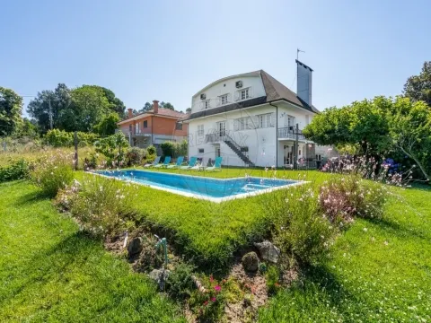 Moradia T7 para venda