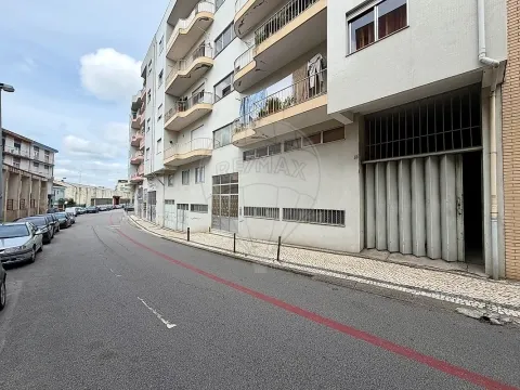 Apartamento T1 para arrendamento