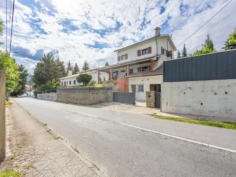 Moradia T4 para venda