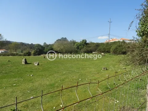 Terreno de construção na Ucha Barcelos