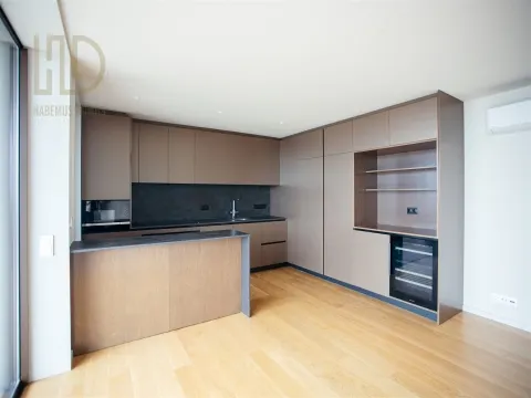 T3 Duplex Penthouse | Sea & River Views | Jardins da Arrábida