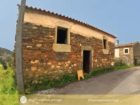 Moradia em xisto, sarzedas, castelo Branco.