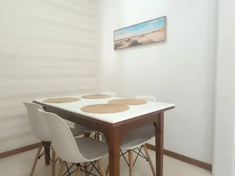 Apartamento T1 a 200 metros da areia