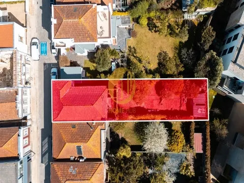 OPORTUNIDADE ÚNICA EM RAMALDE | MORADIA PARA REABILITAR | 286m² TERRENO | PORTO