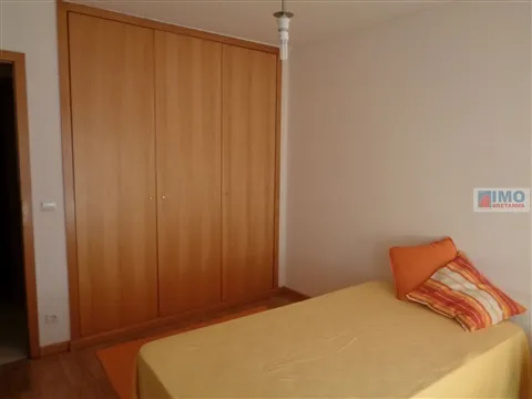 T1 c/ Lugar Garagem - Junto UBI - Polo das Engenharias