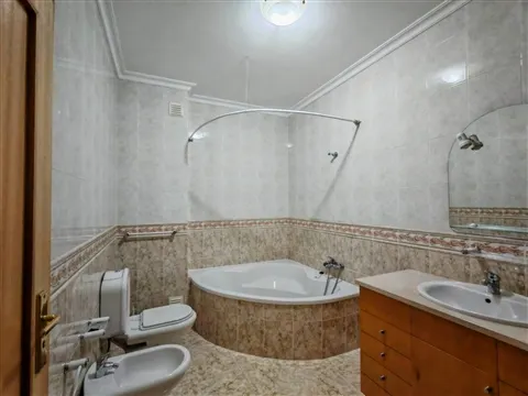 Appartement 4 Chambre(s)