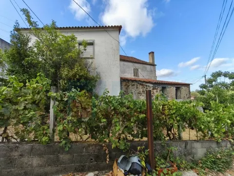 RESERVADO - Moradia V5 p/ Renovar - Vale de Neira  - 5 Min. Lousã