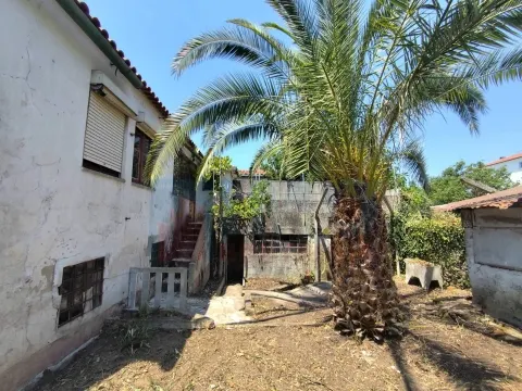 Moradia p/ Recuperar - Centro Histórico da Lousã