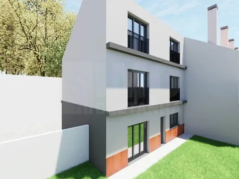 Maison dans village T2+2 DUPLEX