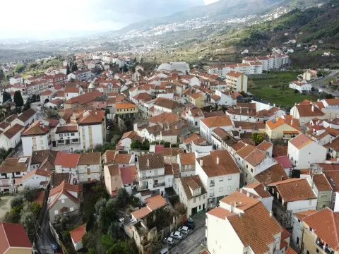 Detached house to restore T3