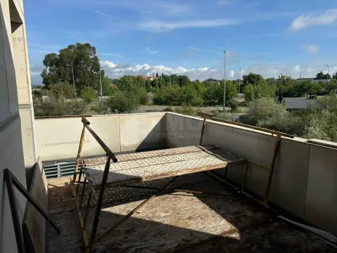 Moradia Geminada V3  c/ Garagem - NOVA - Alcains - 10 min de Castelo Branco