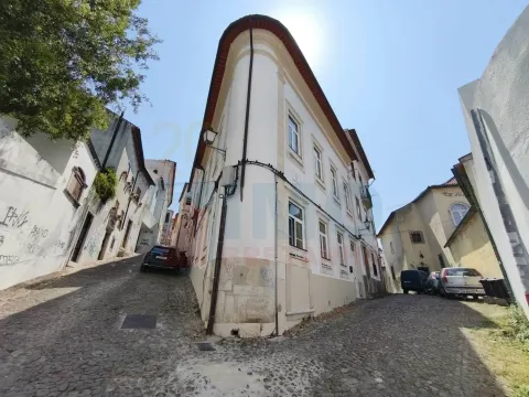 Moradia V8 - Alta da Cidade - Universidade - Coimbra