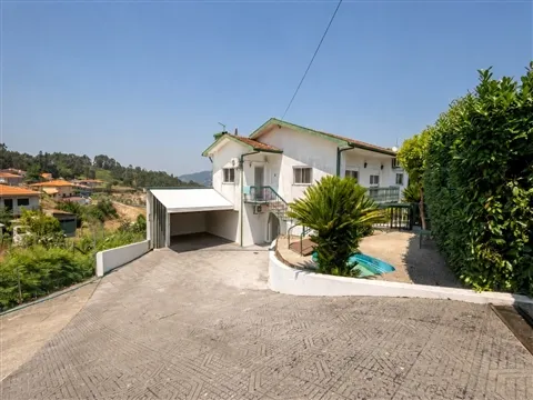 Moradia T5 em Santa Eulália, Vizela