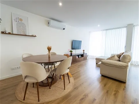 Apartamento T2+1 em Vila das Aves, Santo Tirso