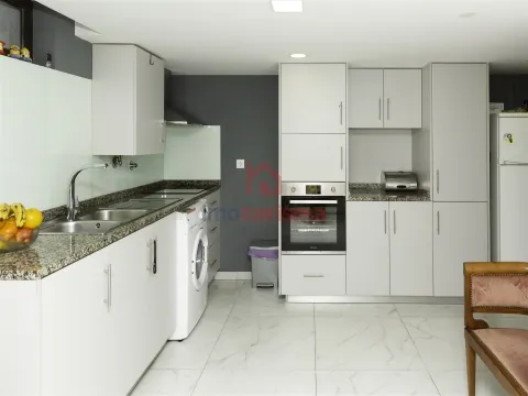 Bi-Family Housing São Tomé De Negrelos, Santo Tirso