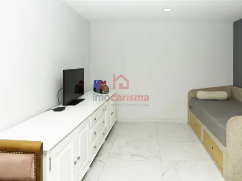 Bi-Family Housing São Tomé De Negrelos, Santo Tirso