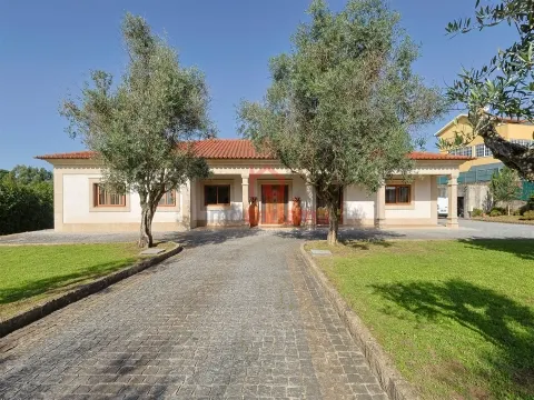 Moradia Térrea de Luxo T3 em Vilarinho, Santo Tirso