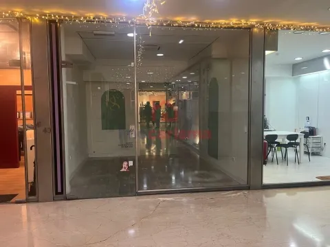 Loja no São Francisco Centro Para Arrendamento em Guimarães