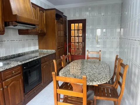 Apartment Floor Dwelling T2