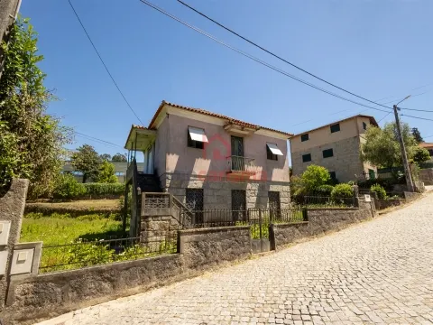 Moradia T2 em Vilarinho, Santo Tirso