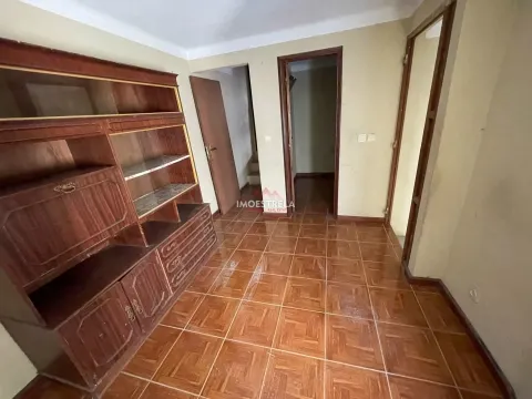 Detached house to restore T3