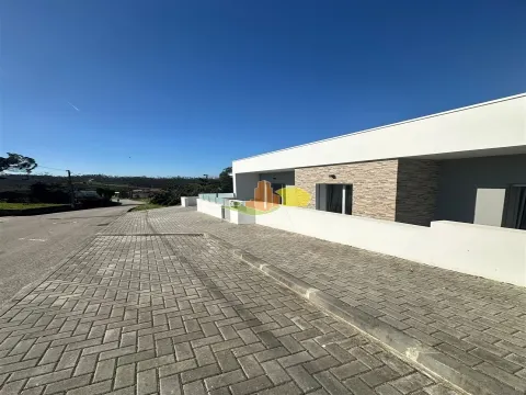 Ebenerdiges 3-Zimmer-Haus – Souto da Carpalhosa