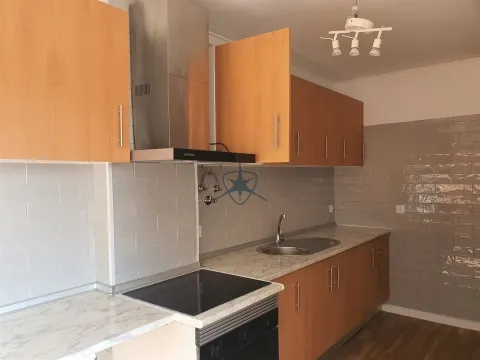 Apartamento T2, R/C, Remodelado - Saldanha, Montijo