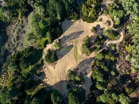 Terreno Rústico com 2360 m2 em Janas, Azenhas do Mar